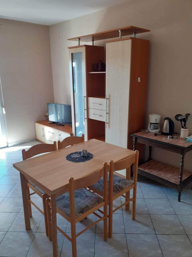 Apartments Felicce Banjol Exterior photo